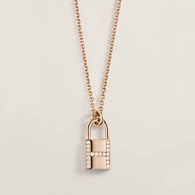 [Vellora Opalyn]HM ADVANCED NICHE LOCK HEAD NECKLACE DIAMONDS