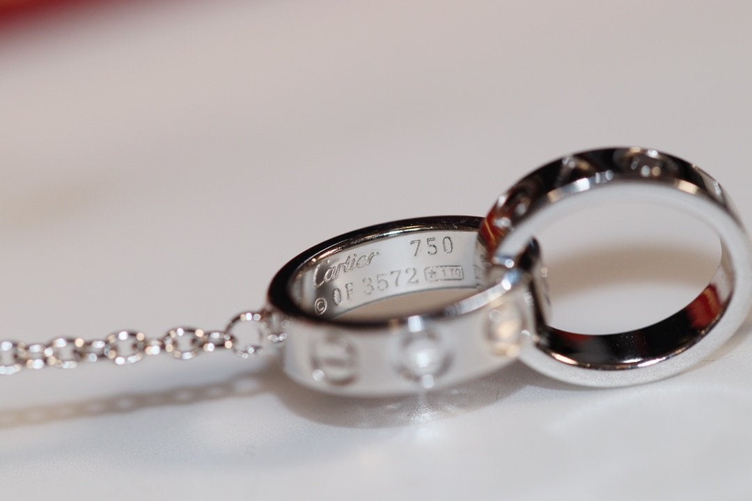 [Vellora Opalyn]LOVE NECKLACE PINK GOLD AND SILVER