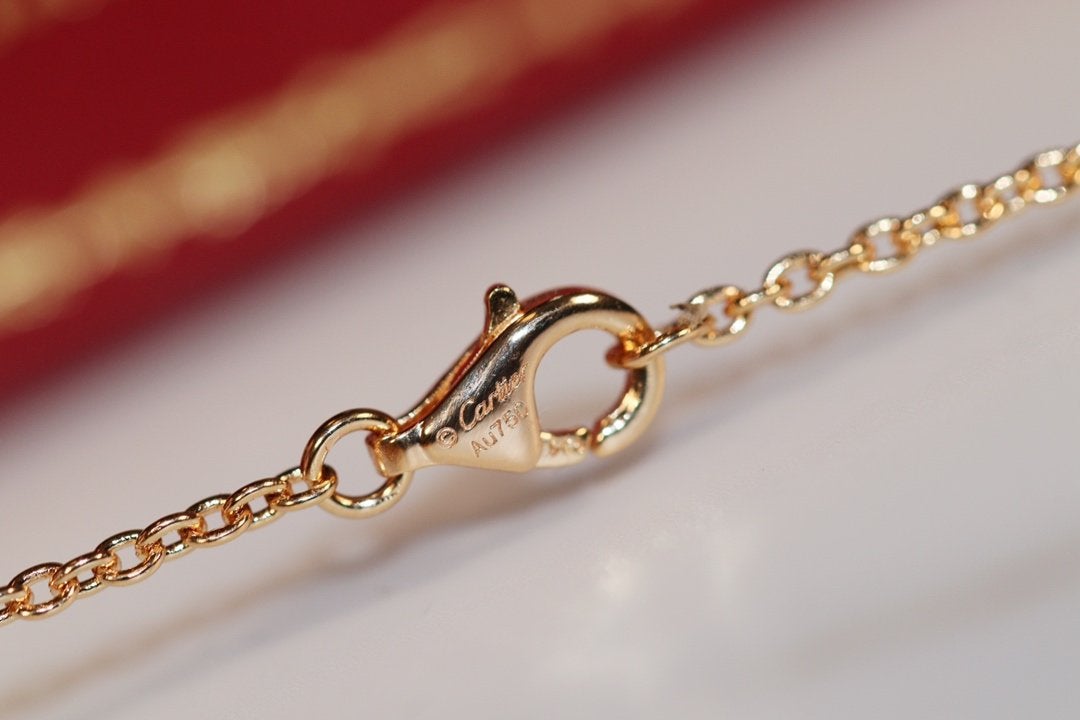 [Vellora Opalyn]LOVE NECKLACE PINK GOLD AND SILVER