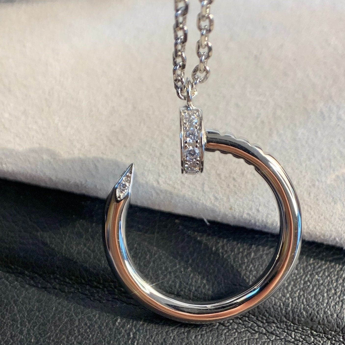 [Vellora Opalyn]JUSTE NECKLACE SILVER
