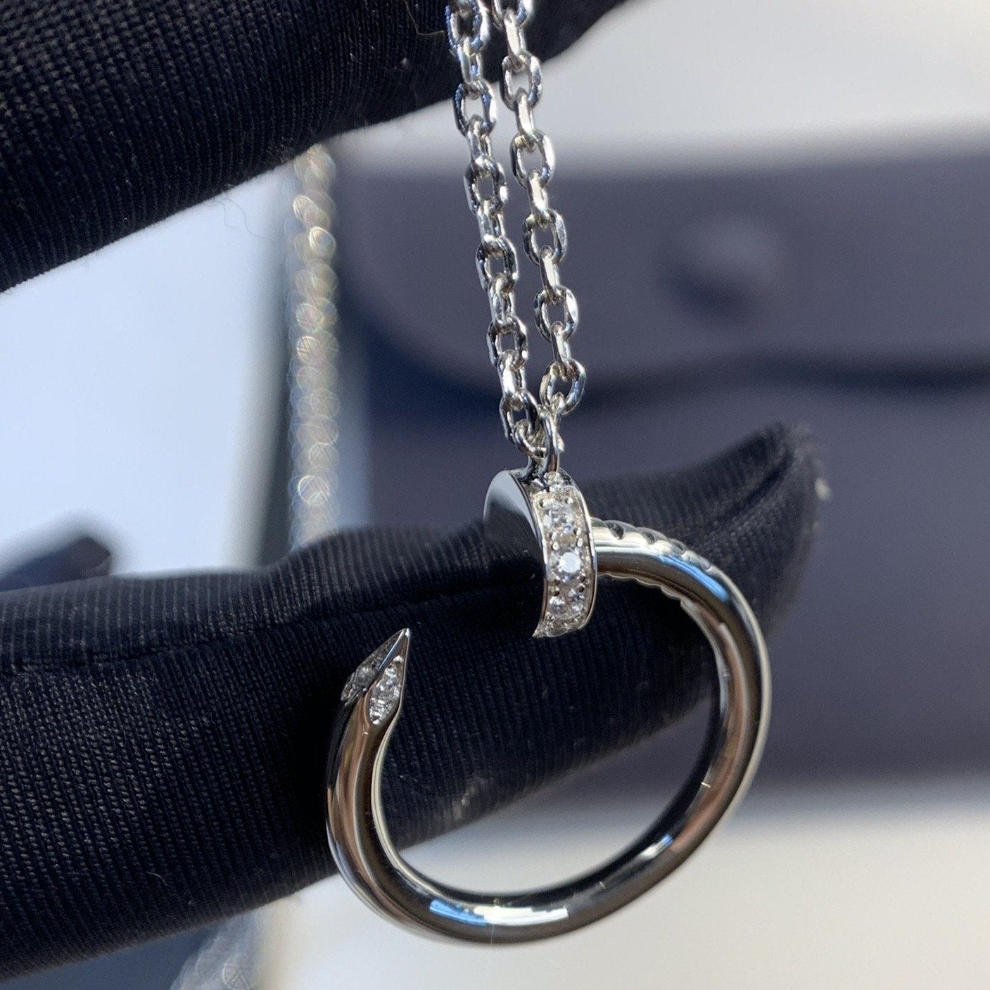 [Vellora Opalyn]JUSTE NECKLACE SILVER