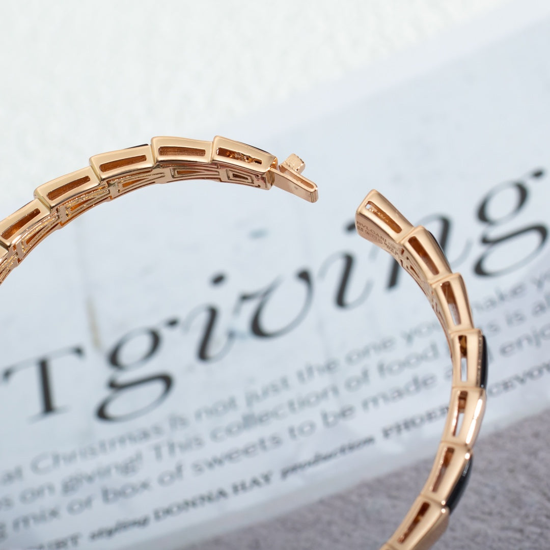 [Vellora Opalyn]SERPENTI BRACELET PINK GOLD ONYX