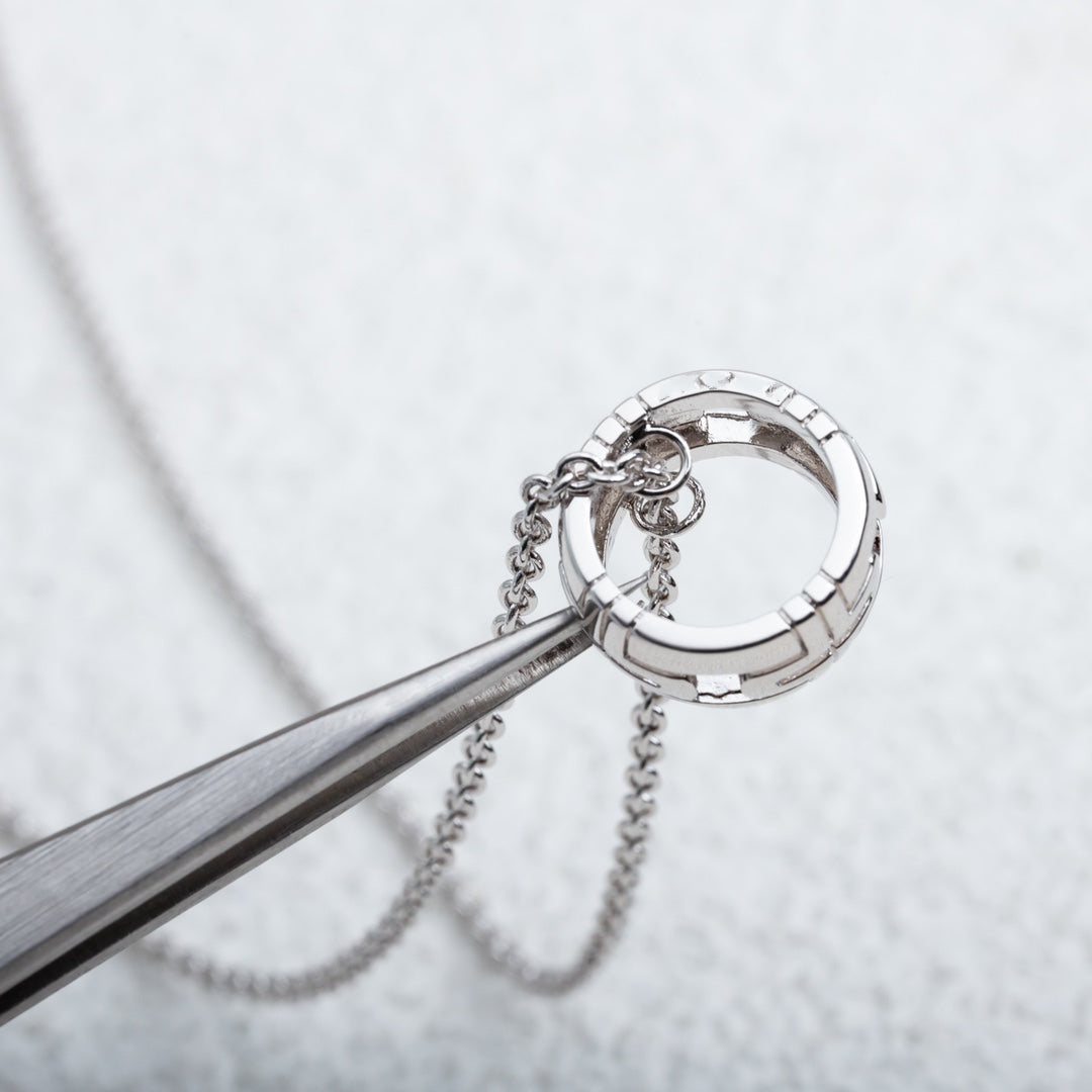 [Vellora Opalyn]PARENTESI NECKLACE SILVER