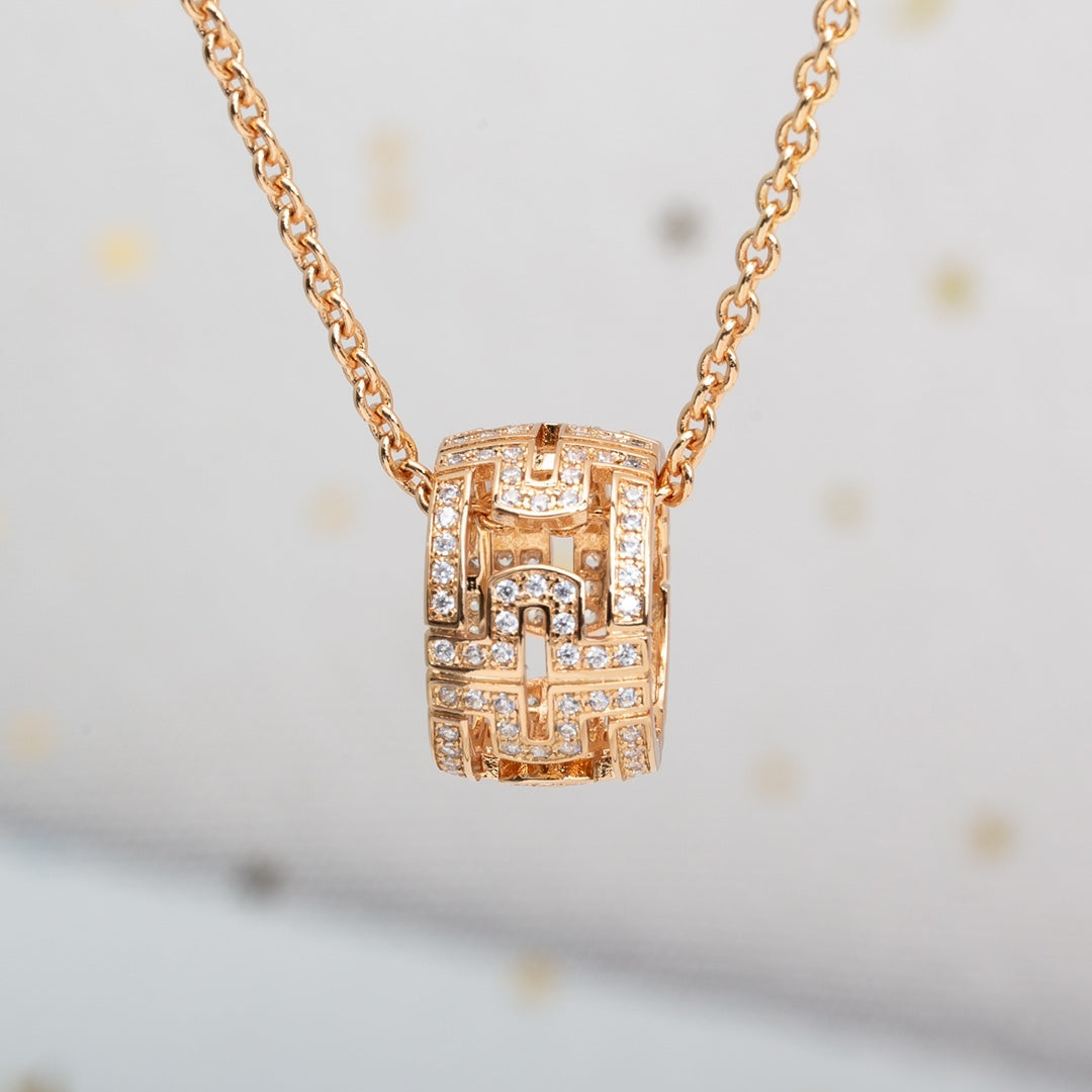 [Vellora Opalyn]PARENTESI NECKLACE PINK GOLD DIAMOND