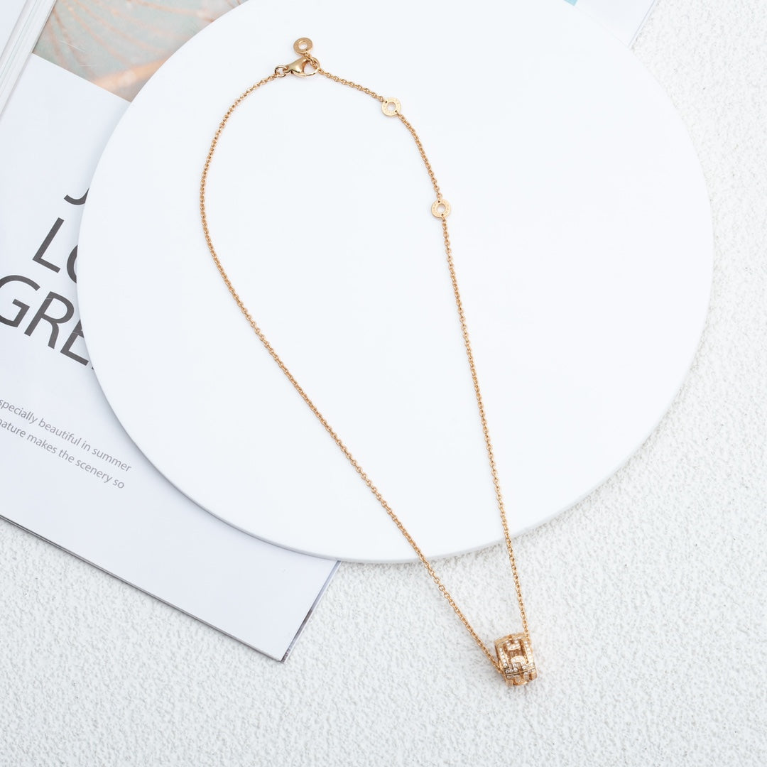 [Vellora Opalyn]PARENTESI NECKLACE PINK GOLD DIAMOND
