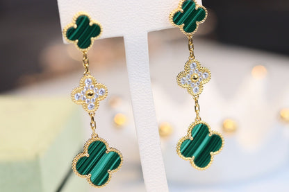 [Vellora Opalyn]CLOVER EARRINGS GOLD MALACHITE DIAMOND 3 MOTIF