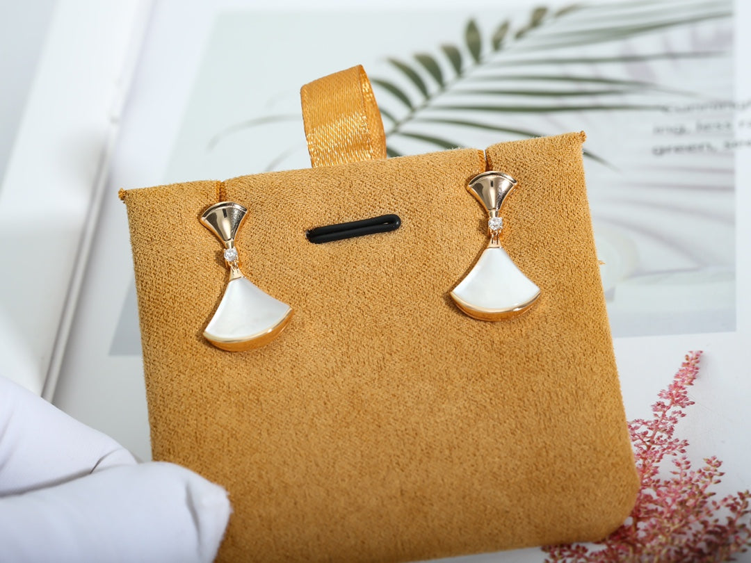 [Vellora Opalyn]DREAM MOP PINK GOLD EARRINGS