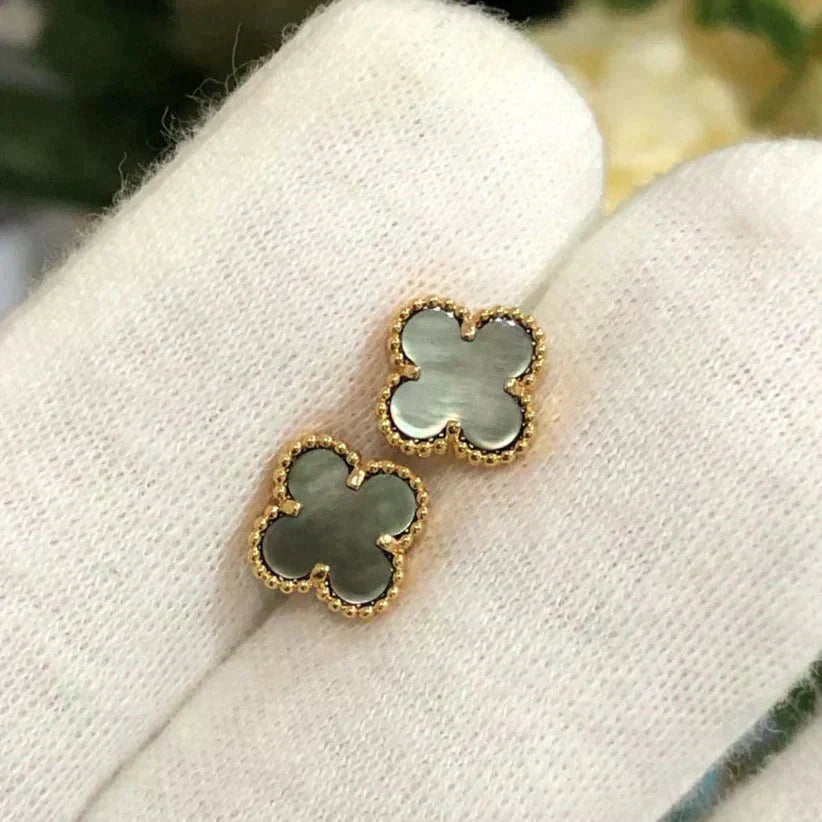 [Vellora Opalyn]CLOVER MINI 9.5MM GRAY MOP EARRINGS