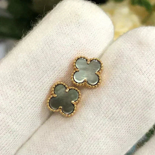 [Vellora Opalyn]CLOVER MINI 9.5MM GRAY MOP EARRINGS