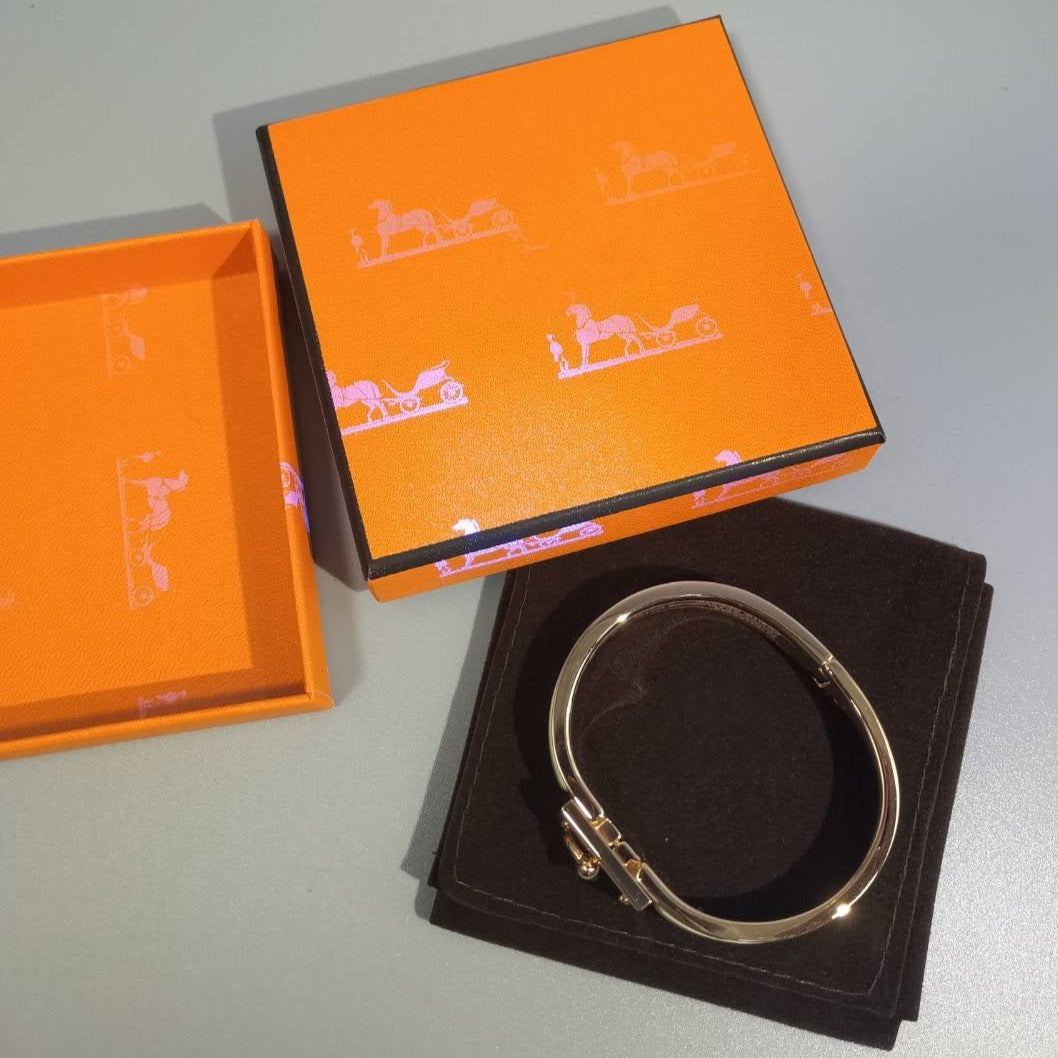 [Vellora Opalyn]H YELLOW BRACELET