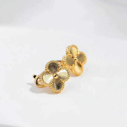 [Vellora Opalyn]CLOVER MEDIUM 1 MOTIFS LASER EARRINGS