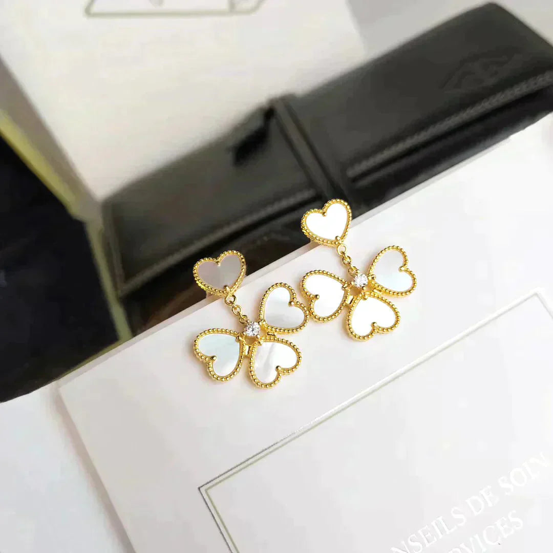 [Vellora Opalyn]CLOVER SWEET WHITE MOP EARRINGS