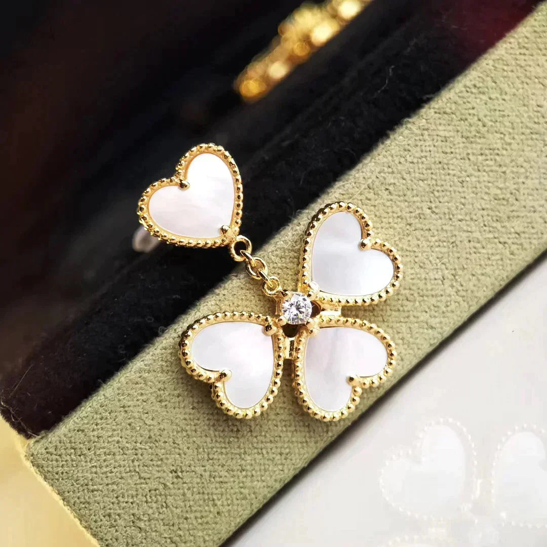 [Vellora Opalyn]CLOVER SWEET WHITE MOP EARRINGS