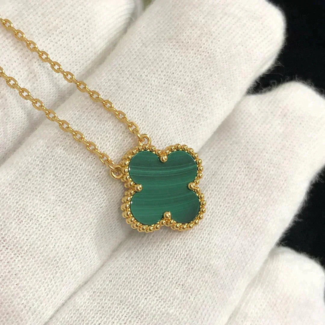 [Vellora Opalyn]CLOVER 15MM MALACHITE SINGLE FLOWER  NECKLACE