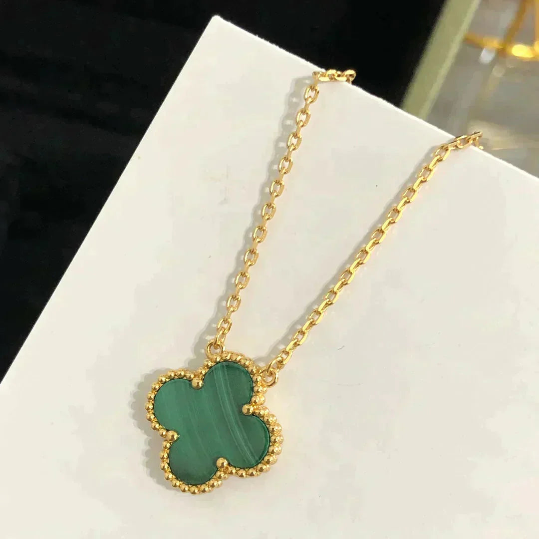 [Vellora Opalyn]CLOVER 15MM MALACHITE SINGLE FLOWER  NECKLACE