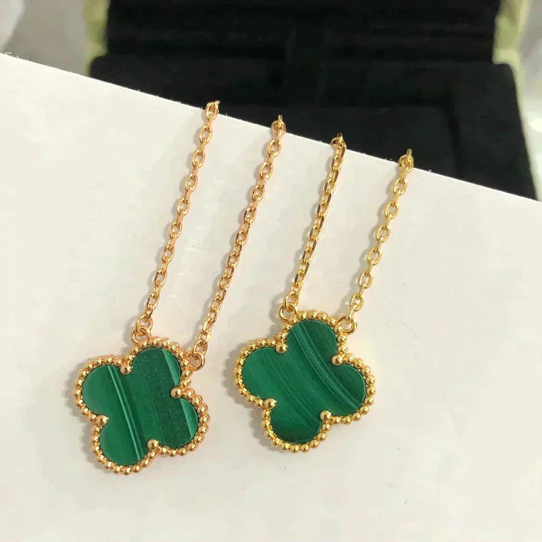 [Vellora Opalyn]CLOVER 15MM MALACHITE SINGLE FLOWER  NECKLACE