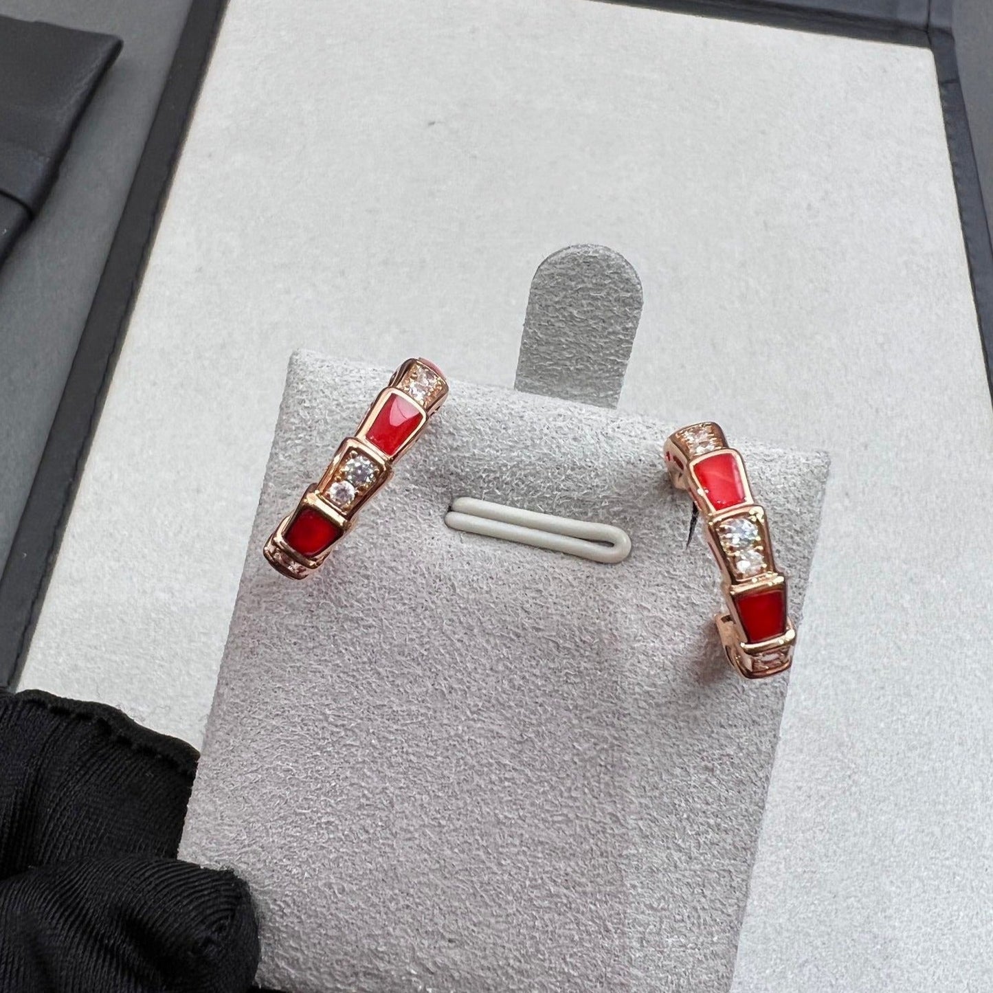 [Vellora Opalyn]SERPENTI CARNELIAN PINK GOLD EARRINGS