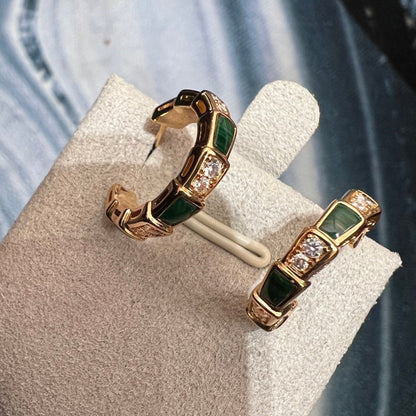 [Vellora Opalyn]SERPENTI MALACHITE PINK GOLD EARRINGS