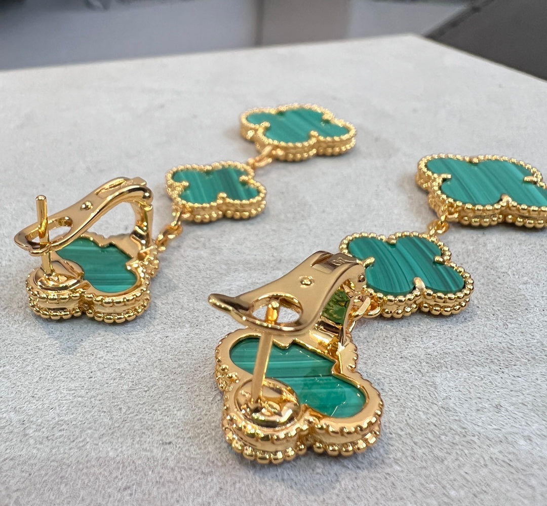 [Vellora Opalyn]CLOVER MALACHITE 3 MOTIFS GOLD