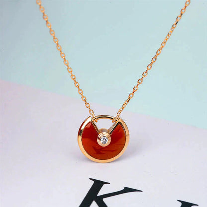 [Vellora Opalyn]AMULETTE GOLD CARNELIAN ONYX NECKLACE