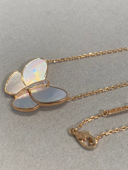 [Vellora Opalyn]BUTTERFLY GOLD MOP DIAMOND NECKLACE