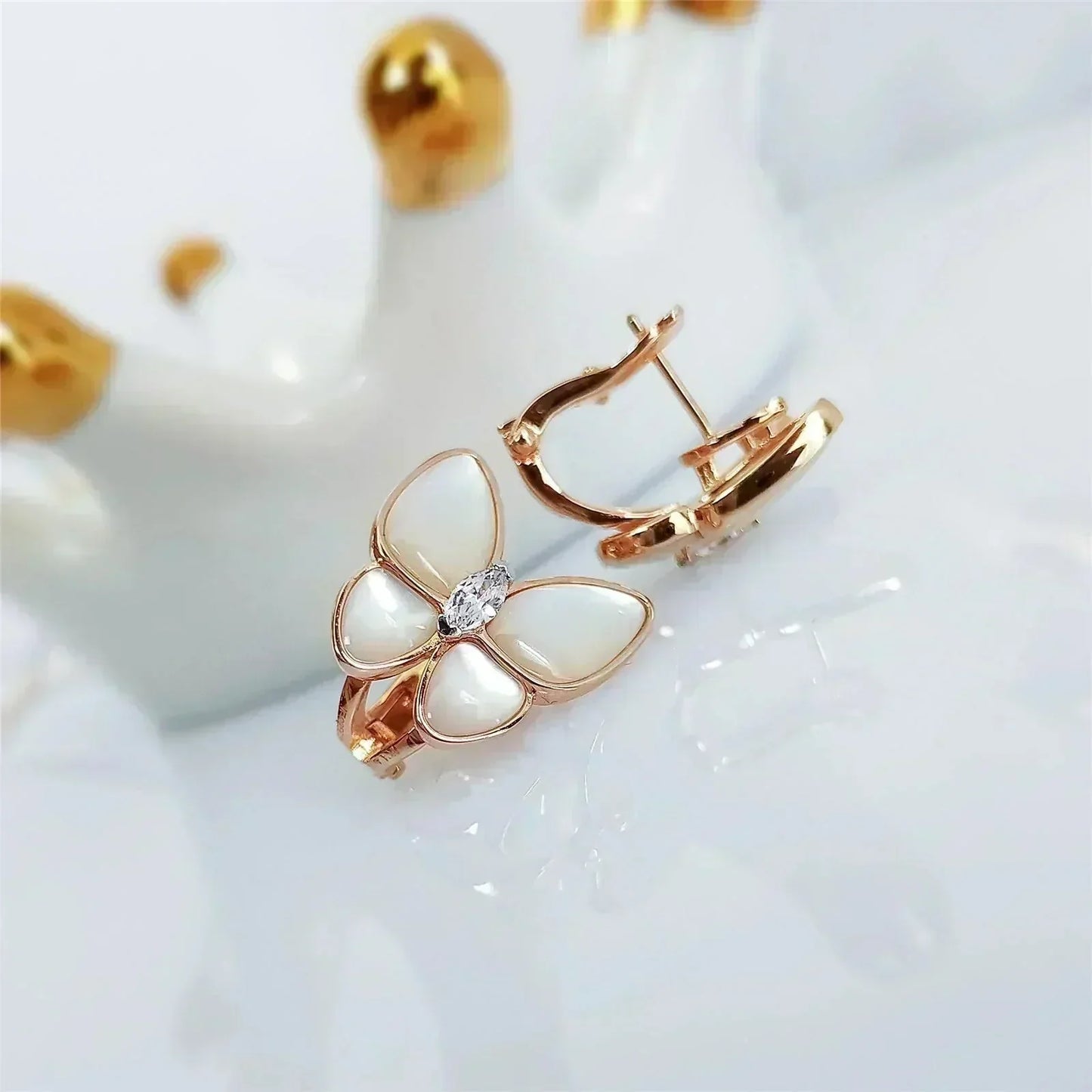 [Vellora Opalyn]BUTTERFLY MOP DIAMOND EARRINGS