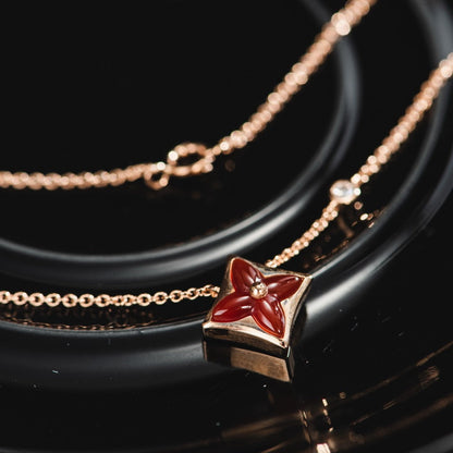 [Vellora Opalyn]STAR NECKLACE PINK GOLD 1 DIAMOND
