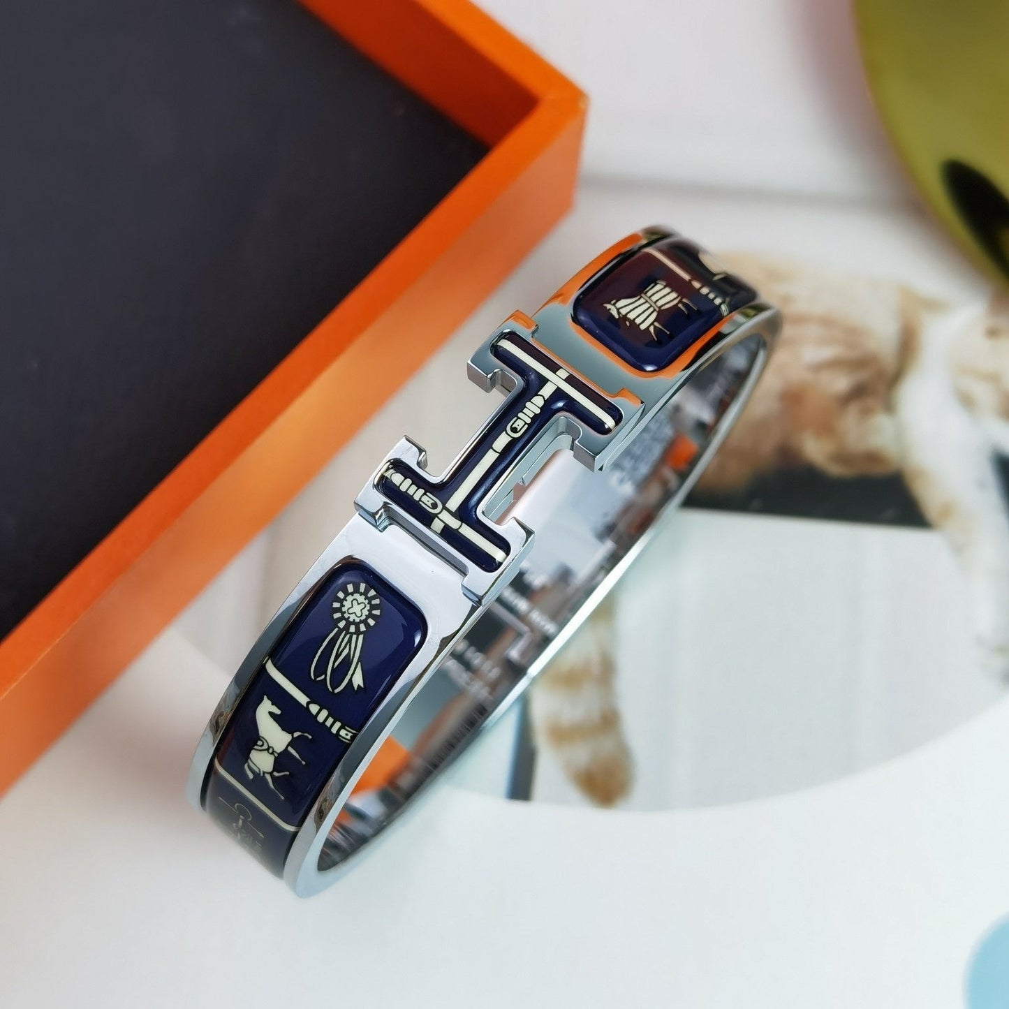 [Vellora Opalyn]H COUVERTURES DARK BLUE BRACELET