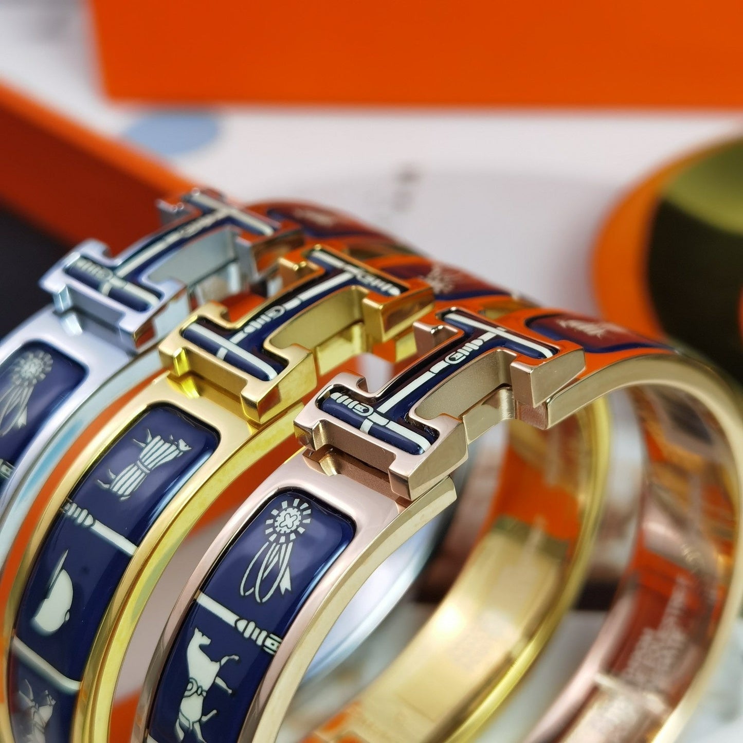 [Vellora Opalyn]H COUVERTURES DARK BLUE BRACELET