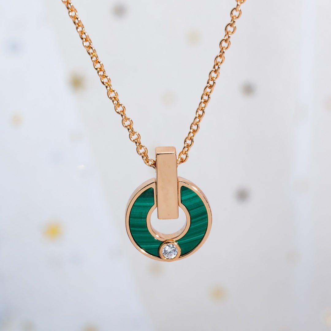[Vellora Opalyn]GARI NECKLACE PINK GOLD MALACHITE