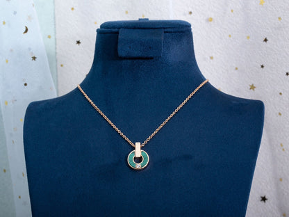 [Vellora Opalyn]GARI NECKLACE PINK GOLD MALACHITE