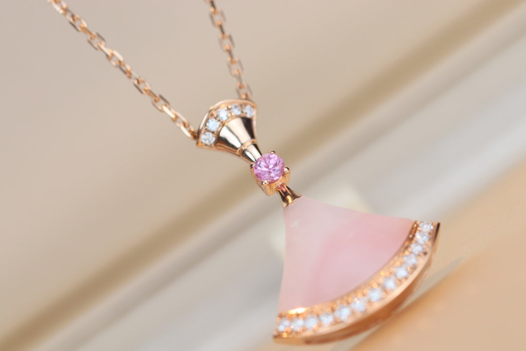 [Vellora Opalyn]DREAM NECKLACE PINK MOP DIAMOND