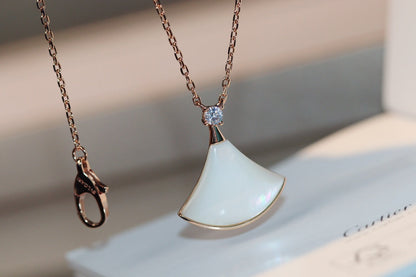 [Vellora Opalyn]DREAM NECKLACE WHITE MOP PINK GOLD 1 DIAMOND