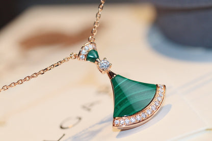 [Vellora Opalyn]DREAM NECKLACE MALACHITE DIAMOND