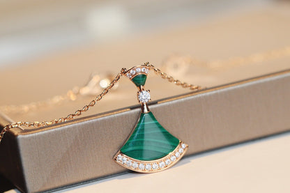 [Vellora Opalyn]DREAM NECKLACE MALACHITE DIAMOND
