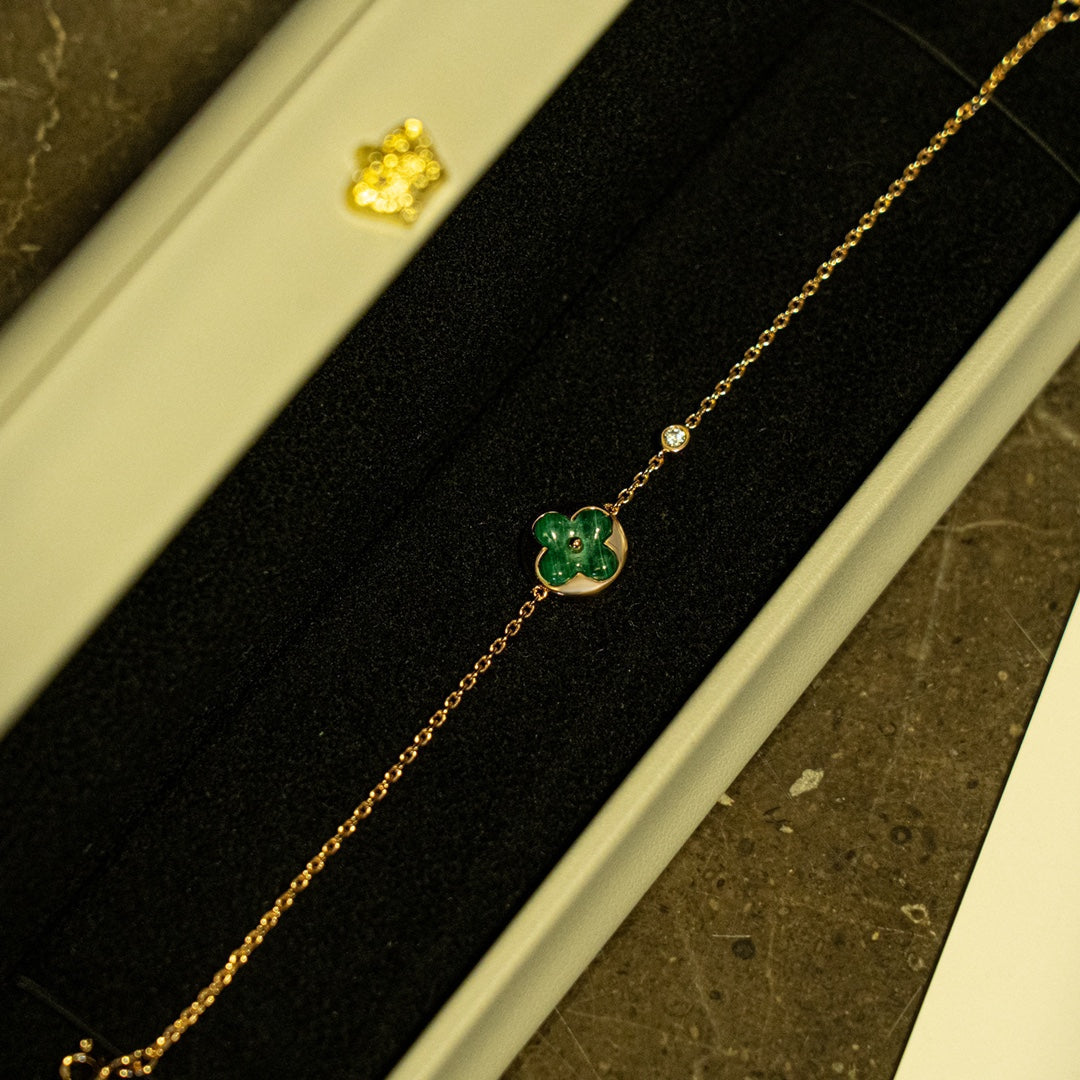 [Vellora Opalyn]SUN MALACHITE 1 DIAMOND PINK GOLD BRACELET