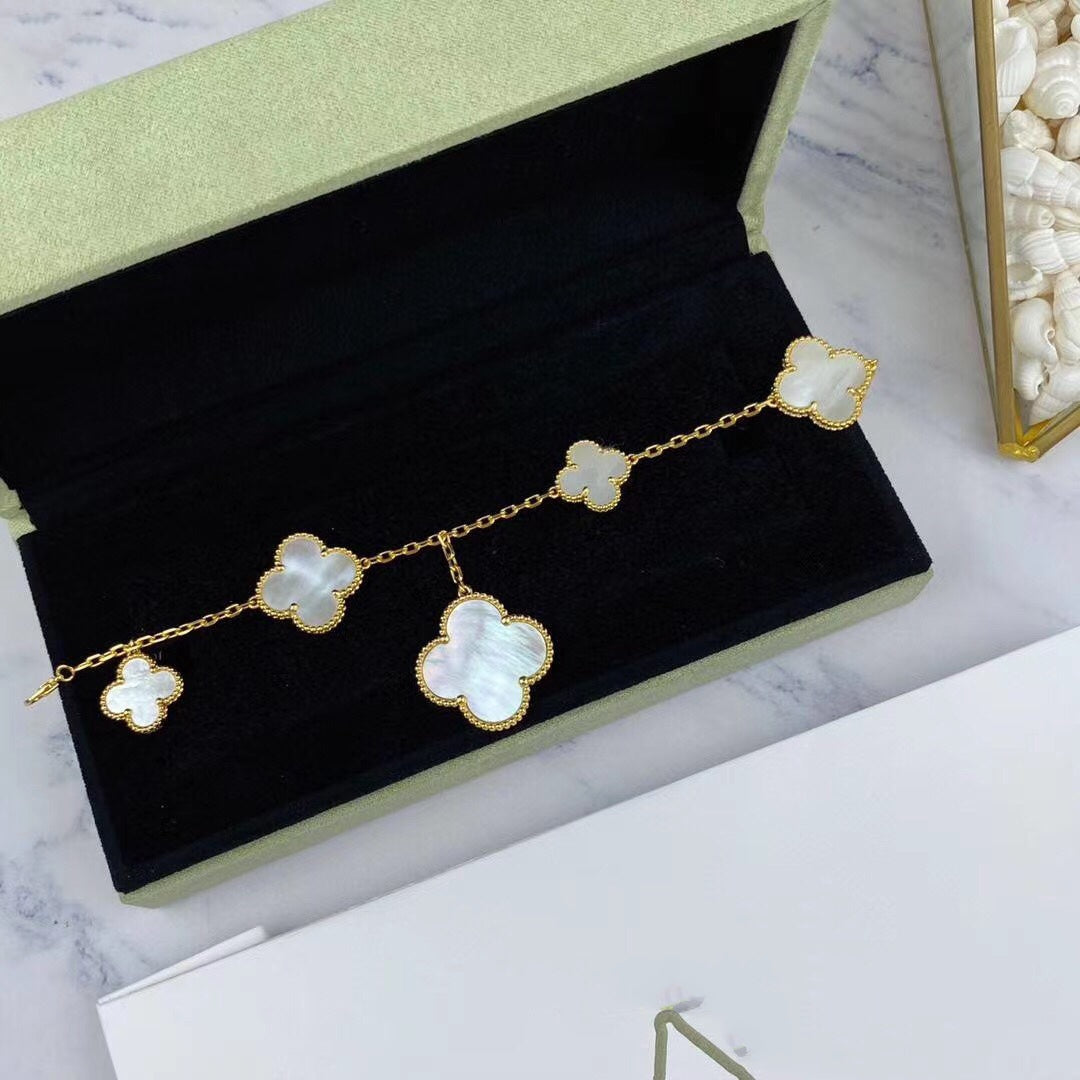 [Vellora Opalyn]MAGIC CLOVER MOP GOLD BRACELET 5 MOTIFS