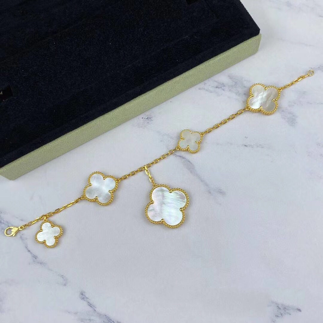 [Vellora Opalyn]MAGIC CLOVER MOP GOLD BRACELET 5 MOTIFS