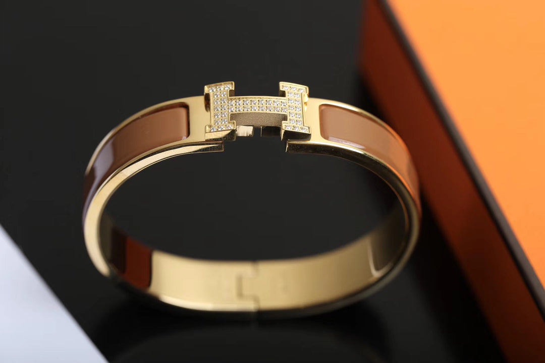 [Vellora Opalyn]H BRACELET GOLD DIAMOND