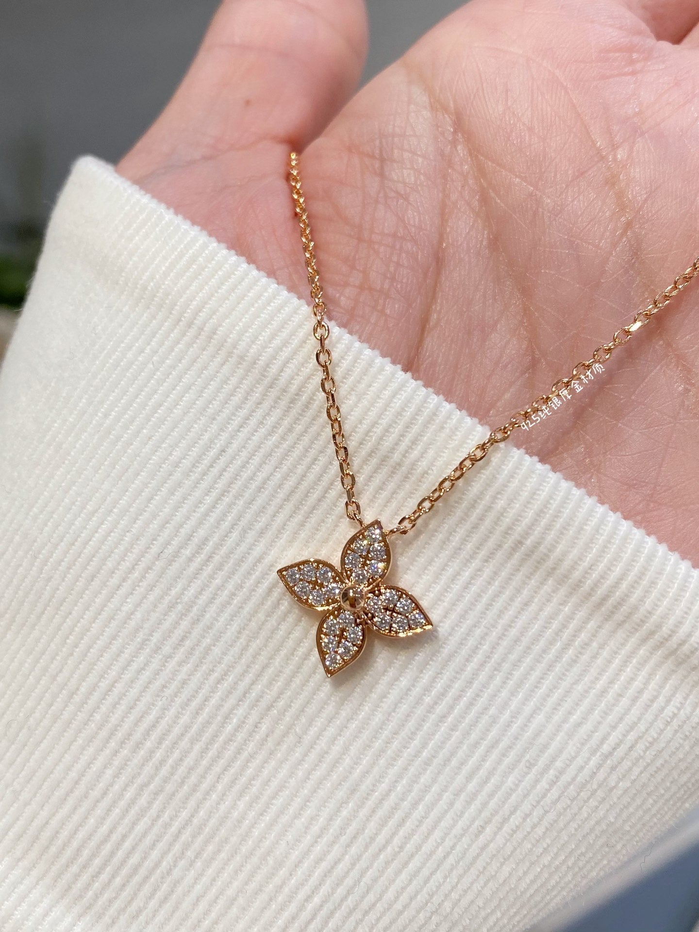 [Vellora Opalyn]STAR DIAMOND NECKALCE
