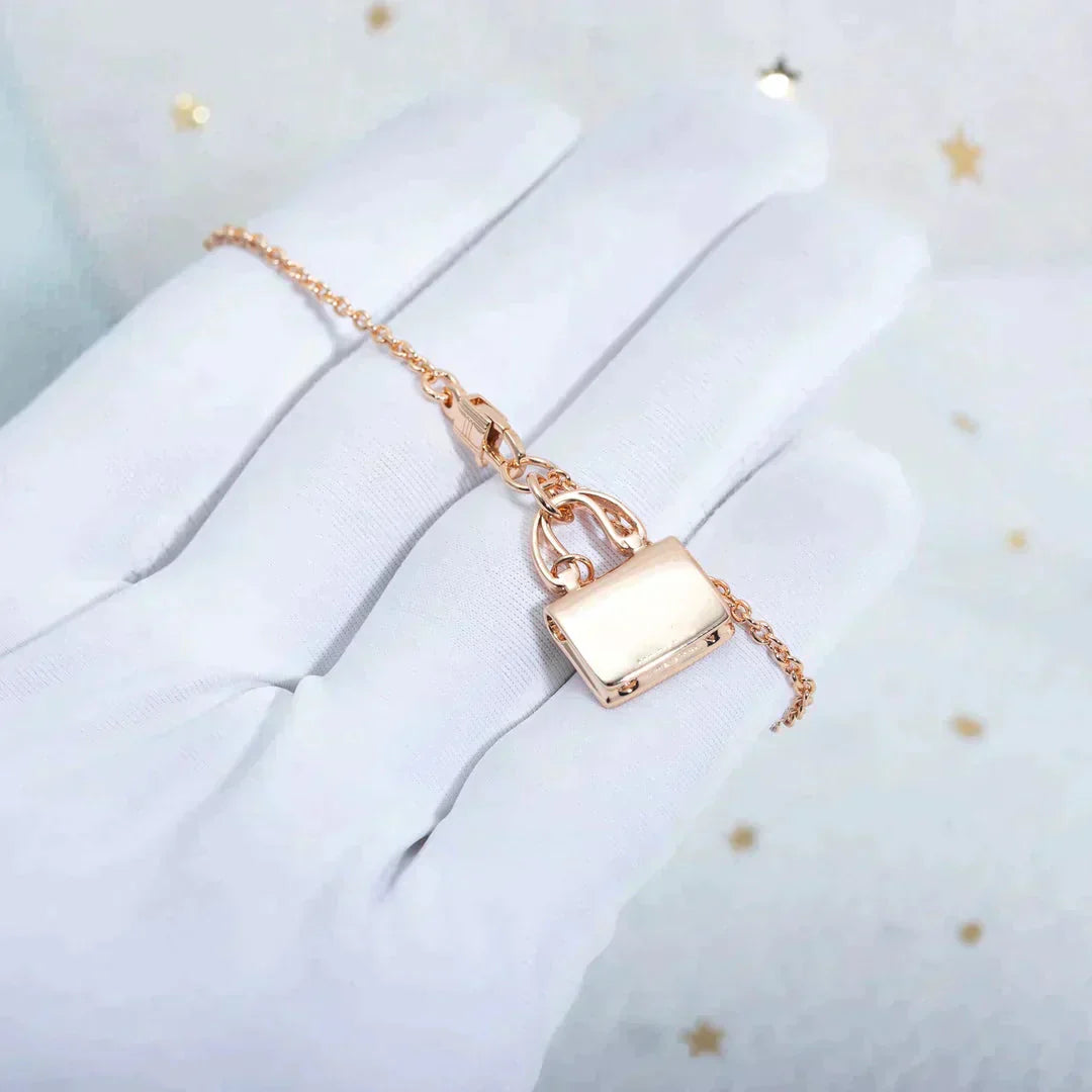[Vellora Opalyn]AMULETTE PEDANT ROSE GOLD NECKLACE
