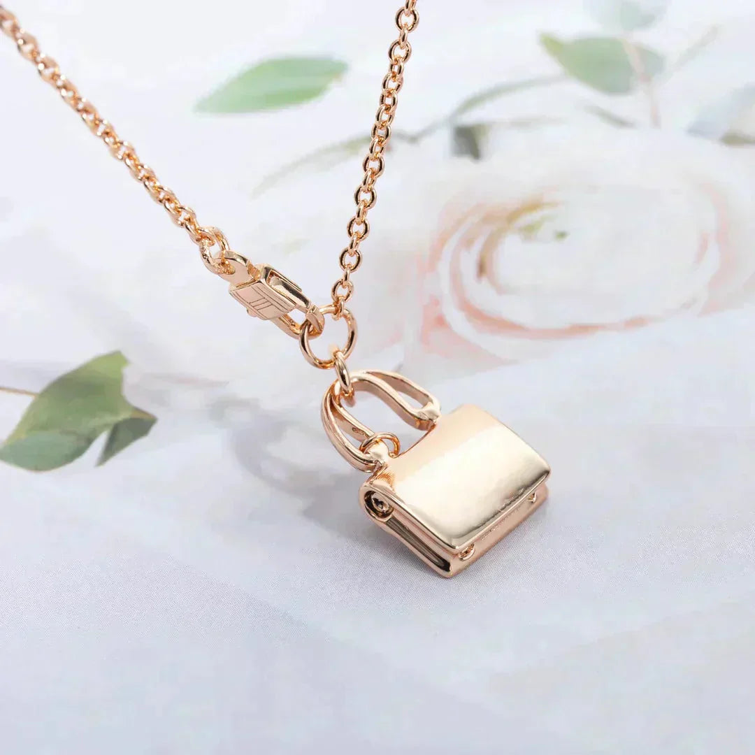 [Vellora Opalyn]AMULETTE PEDANT ROSE GOLD NECKLACE