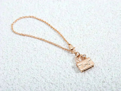 [Vellora Opalyn]AMULETTE PEDANT ROSE GOLD NECKLACE