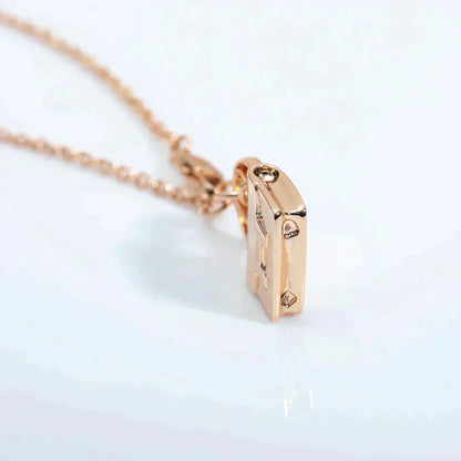 [Vellora Opalyn]AMULETTE PEDANT ROSE GOLD NECKLACE