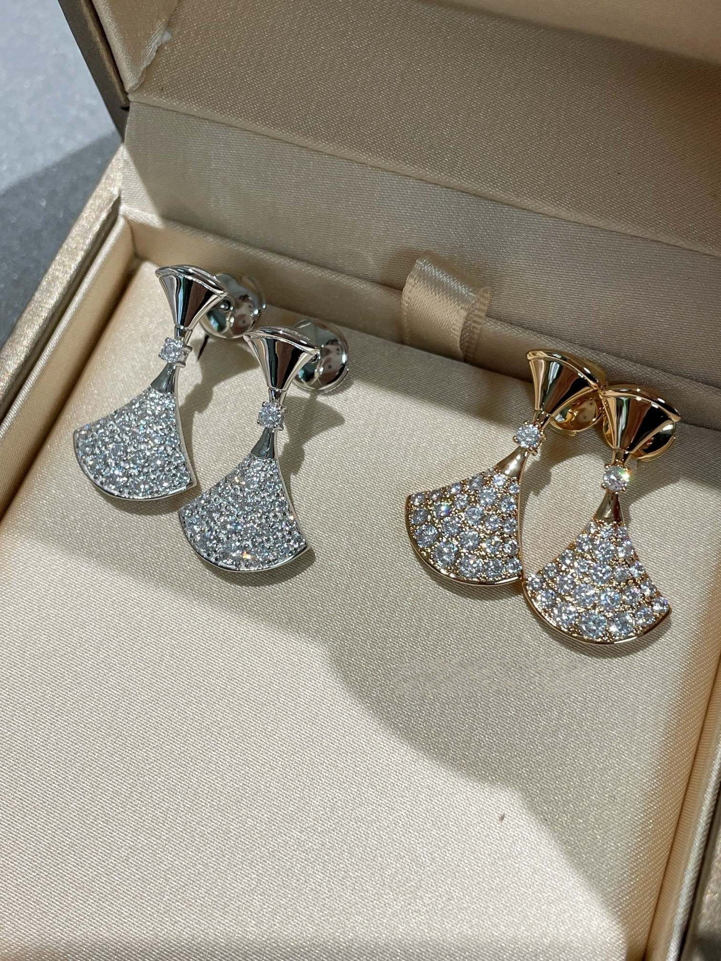 [Vellora Opalyn]DREAM EARRINGS DIAMOND