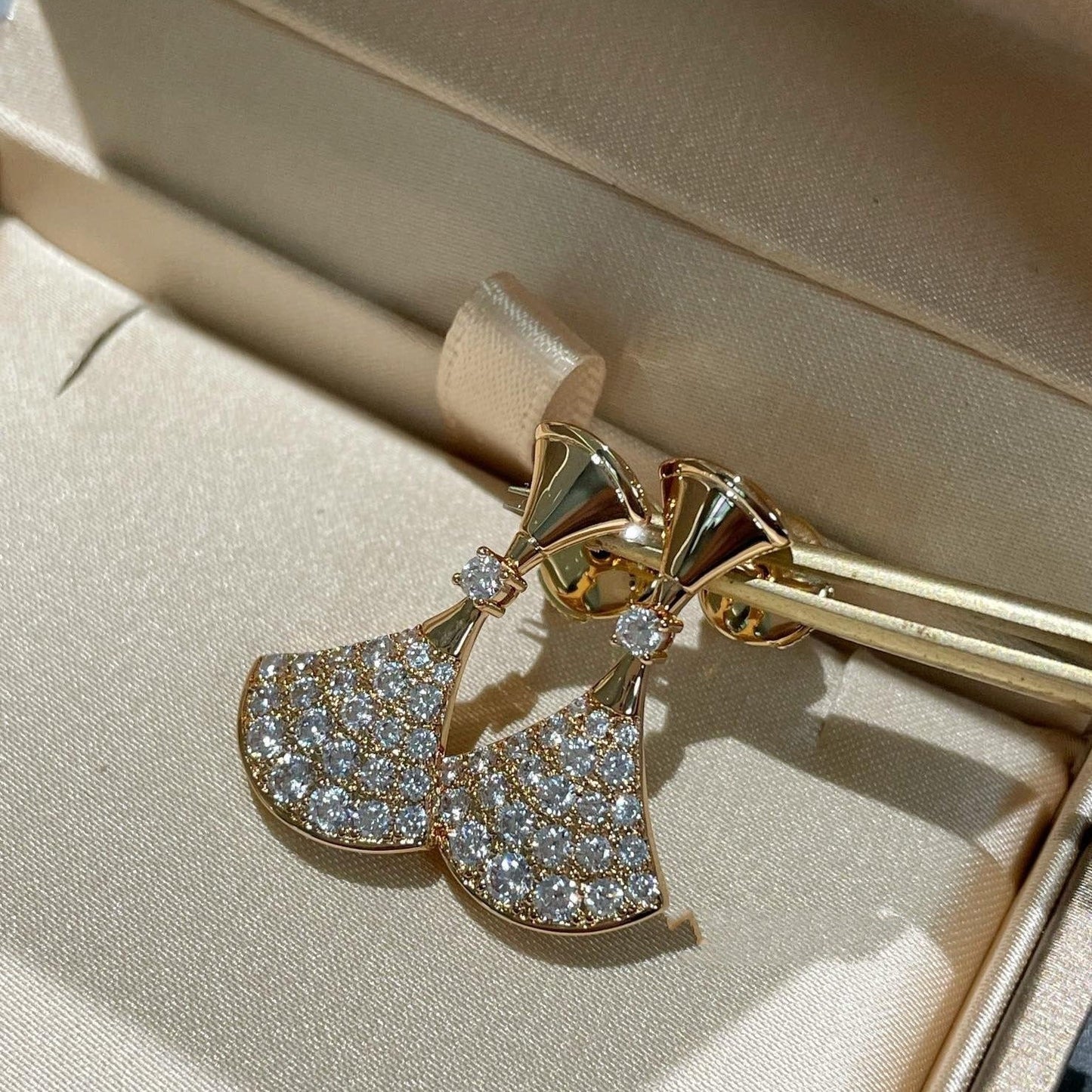 [Vellora Opalyn]DREAM EARRINGS DIAMOND