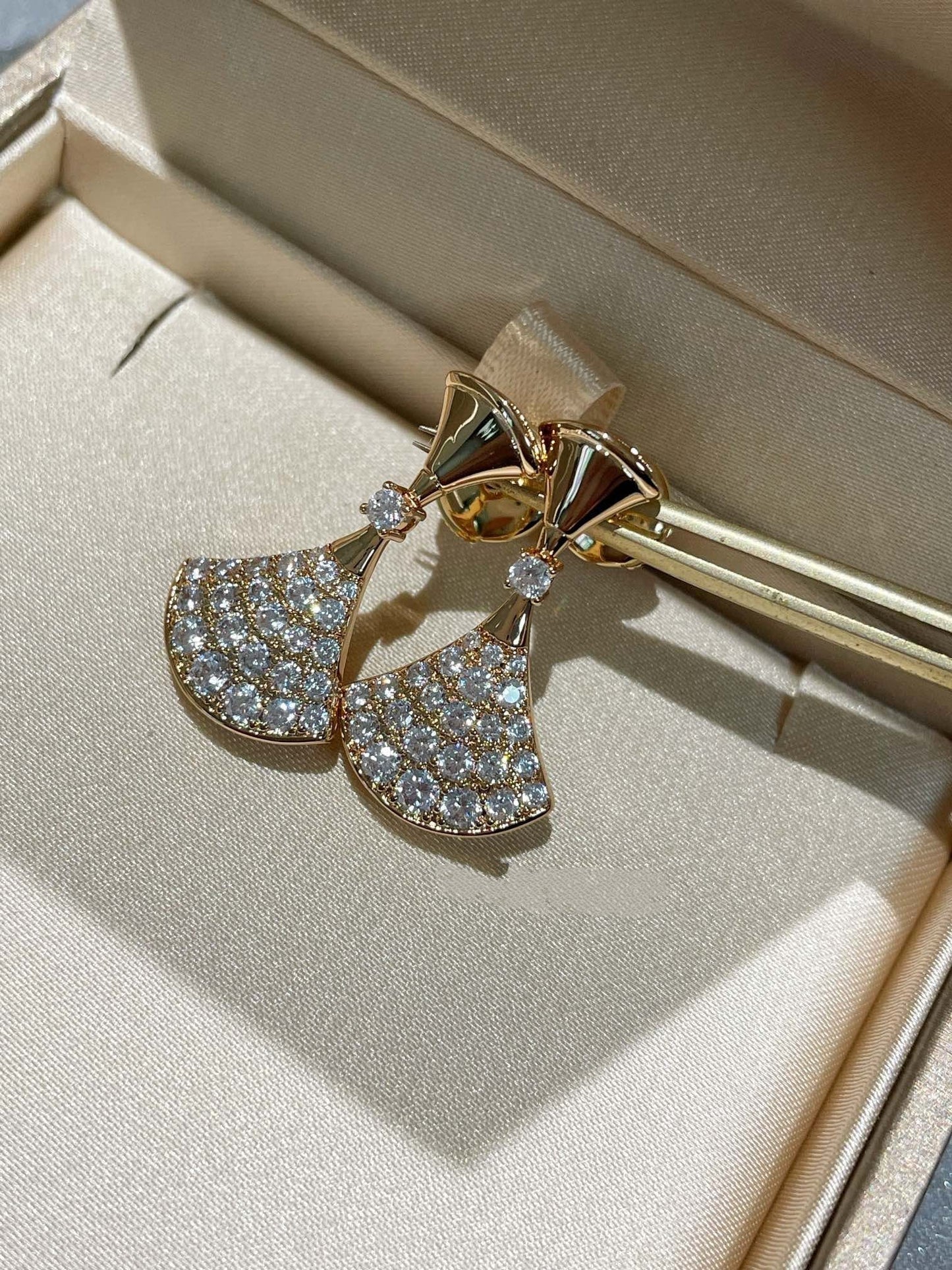 [Vellora Opalyn]DREAM EARRINGS DIAMOND