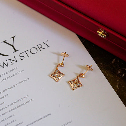 [Vellora Opalyn]STAR DIAMONDS EARRINGS GOLD