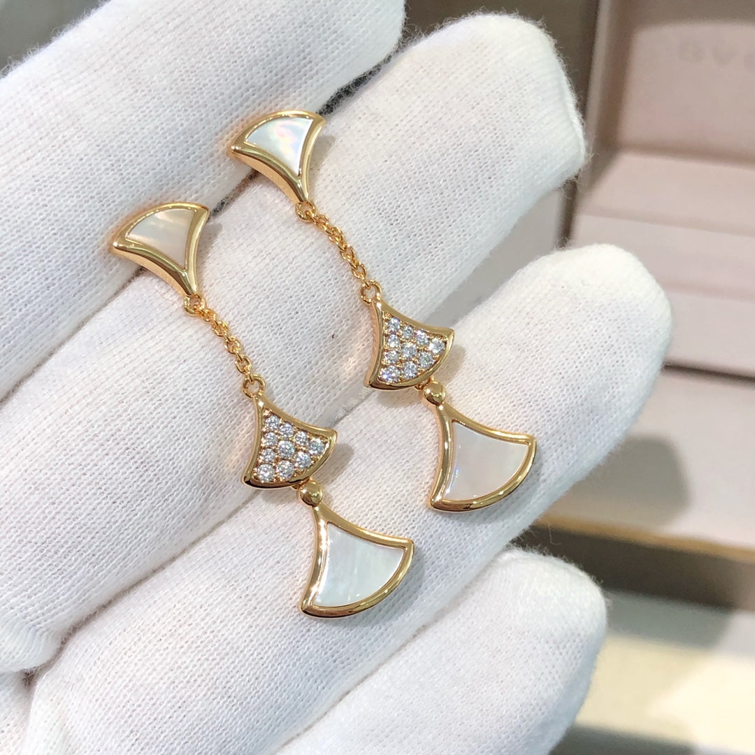 [Vellora Opalyn]DREAM EARRINGS 3 MOTIFS DIAMOND MOP PINK GOLD
