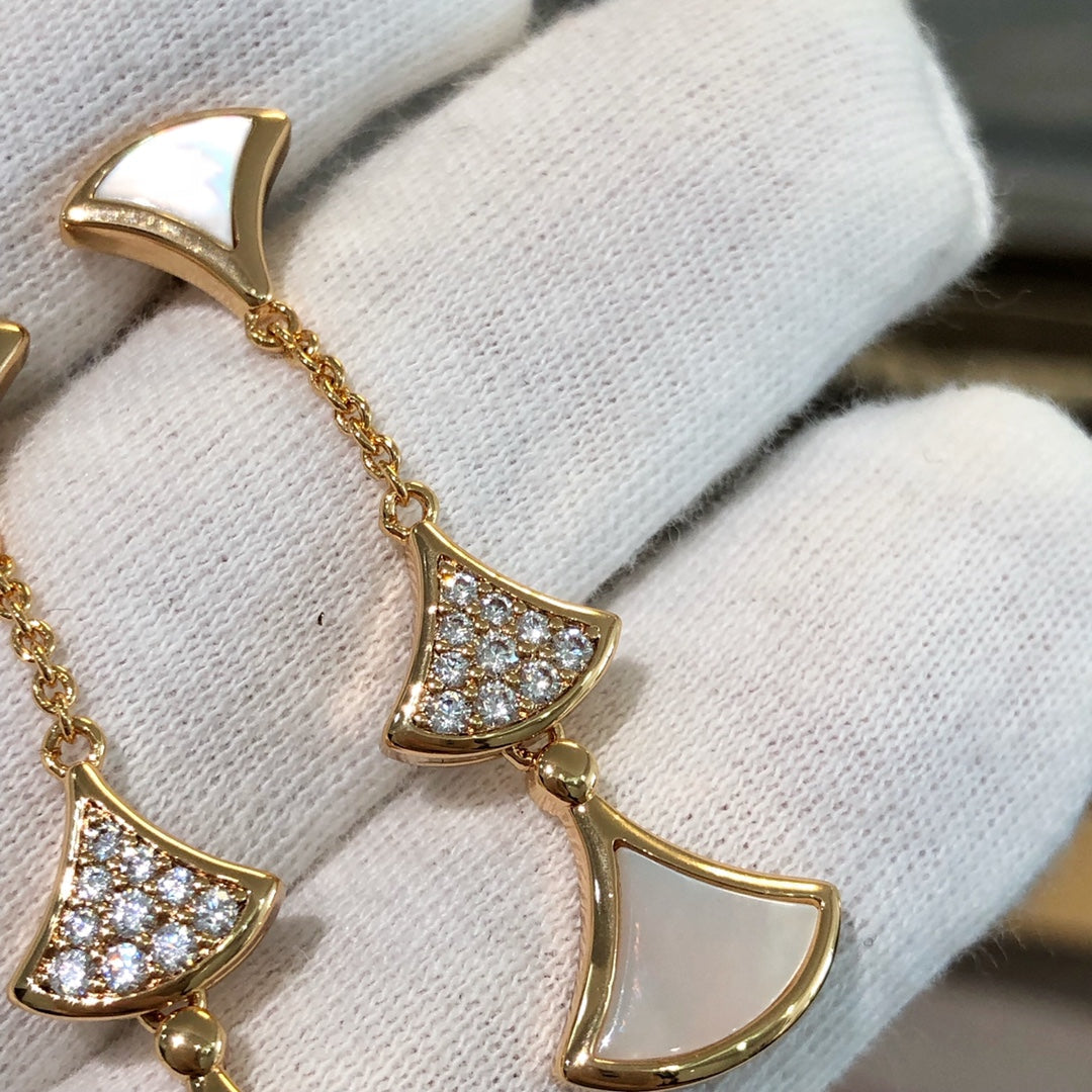 [Vellora Opalyn]DREAM EARRINGS 3 MOTIFS DIAMOND MOP PINK GOLD